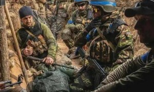 库皮扬斯克进入最后倒计时，数百乌军精锐在市南火车站被围！