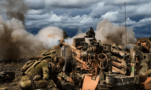 泰军遭罕见惨败！柬埔寨敢死队手持56冲，光脚冲锋，达奎寺局势24小时惊天反转